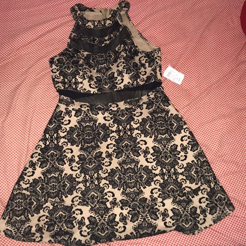 Tan and black mini dress!
